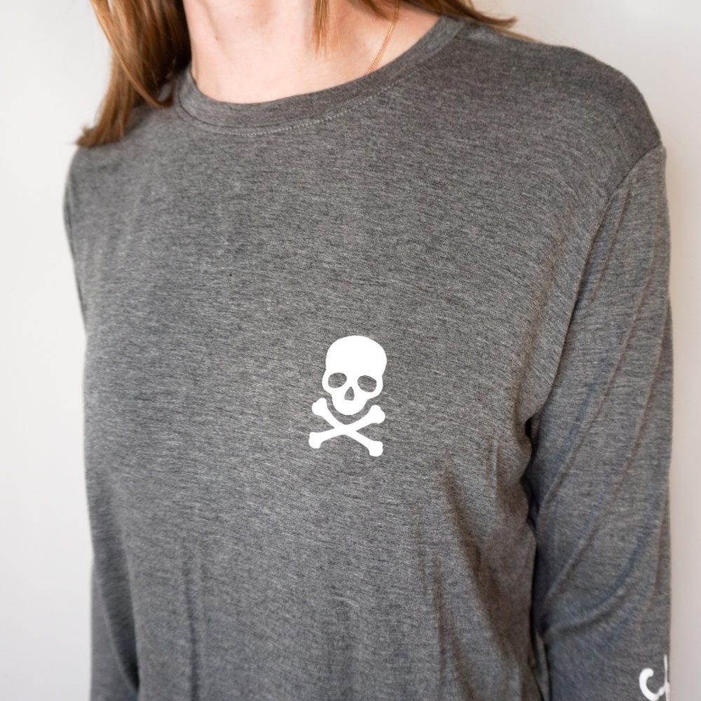 SOULCYCLE Avenue Long Sleeve Grey T-Shirt Skull - Picture 6 of 7